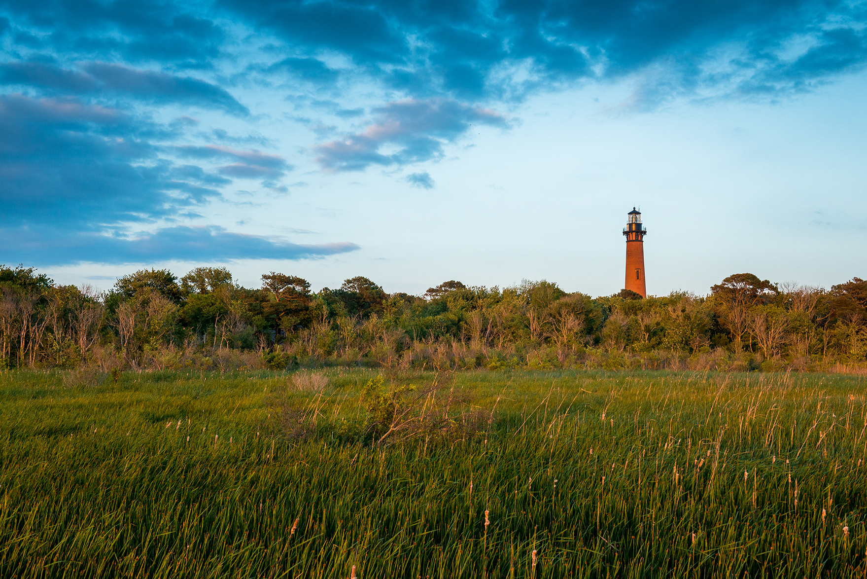 where to stay in outer banks to see wild horses